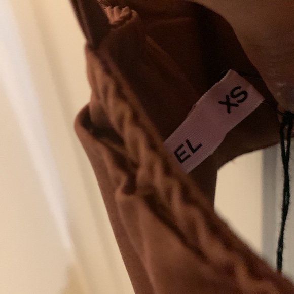 Two tone dress - Picture 13 of 13